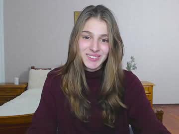 girl cam all day little_kitt1y_ image #5608698