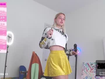 girl cam all day petitebrat image #4454705
