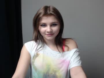 girl cam all day relax_nina image #697783