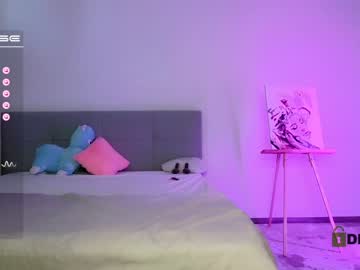 girl cam all day small_blondee image #4745521