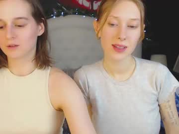 girl cam all day julia_tina image #849338