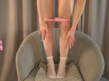 girl cam all day happyvivy image #8843493