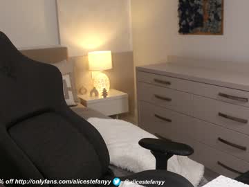 girl cam all day smileyouarehere image #3786157