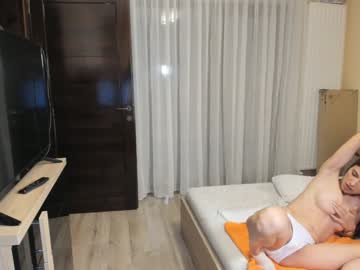 girl cam all day zt0_ image #7912074