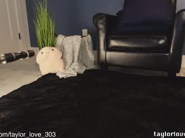 girl cam all day taylor_love_303 image #4938789