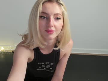 girl cam all day yournaughtymiss image #2087574