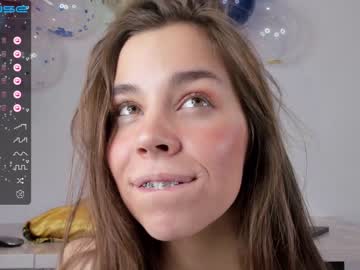 girl cam all day monika_youthfull image #3905601