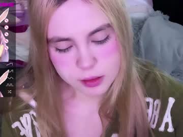 girl cam all day nyakawaii69 image #4540584