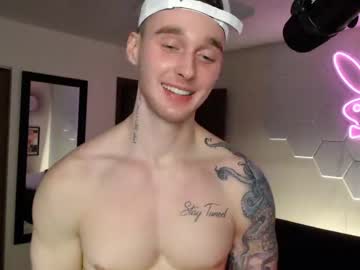 couple cam all day thebrentsavage image #4149667