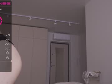 girl cam all day oki_dokie image #4852989