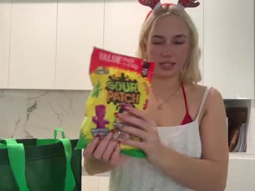 girl cam all day skyyler1 image #8479457