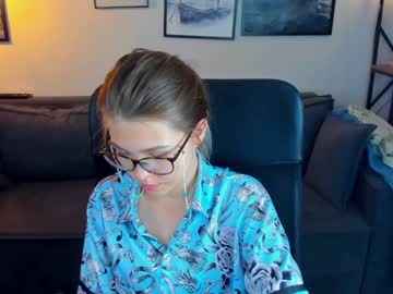 girl cam all day lisa_roses image #3350344