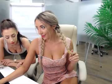 girl cam all day babesgowild image #3122093