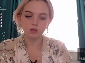 girl cam all day small_blondee image #5233770