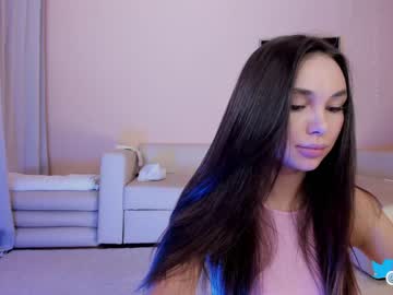 girl cam all day hollyextra image #3719824