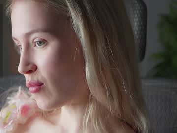girl cam all day sonyaericsson image #6944581