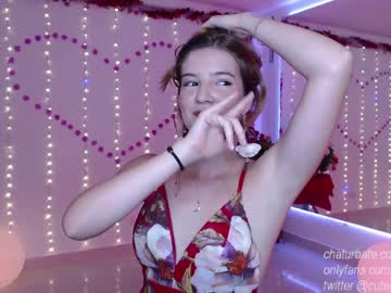 girl cam all day cutenataly image #1153092