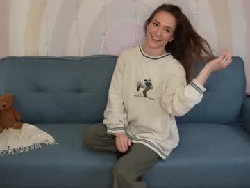 girl cam all day innocentprovenguilty image #9131758