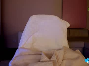 girl cam all day hollyextra image #5559377