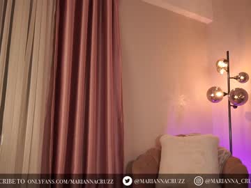girl cam all day mariannacruzz image #3770430