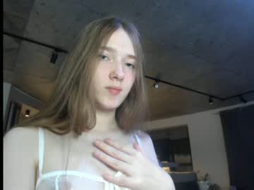 girl cam all day mysat image #1854872
