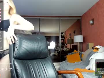 girl cam all day bestblondiiecb image #3596277