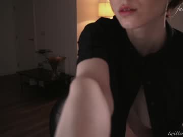 girl cam all day luna_ai image #7408409