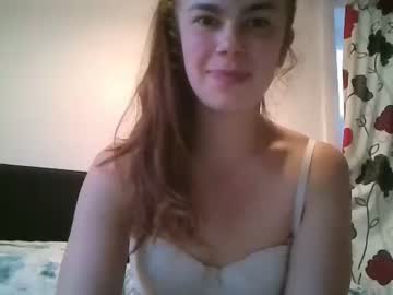 girl cam all day kiwihunny69 image #530068