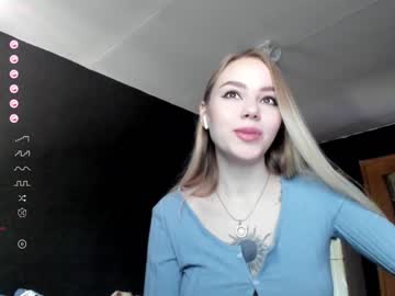 girl cam all day ur_sweet_lily image #2044894