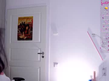 girl cam all day holliwould_ image #4435061