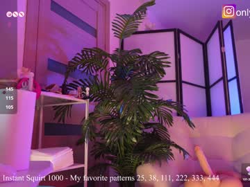 girl cam all day bestie_online image #8735764