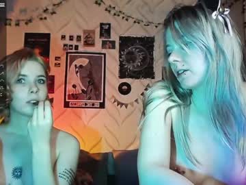girl cam all day nina_and_melanie image #182945