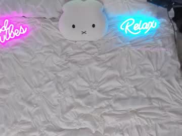 girl cam all day uwuxo image #7654182