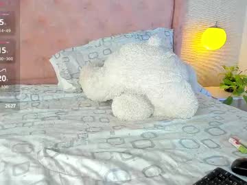 girl cam all day andreathomson image #9373982