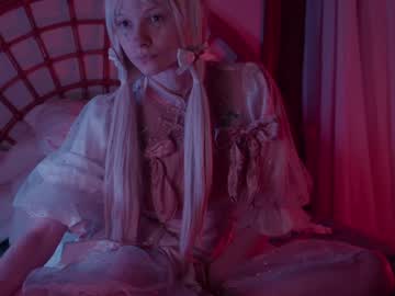 girl cam all day chaturbatable image #8159260