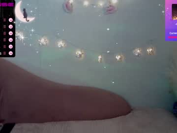 girl cam all day ginger_pie image #3970810
