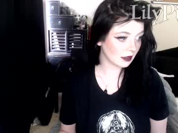girl cam all day lilypixel image #1575701