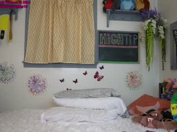 girl cam all day 19honeysuckle image #1374906