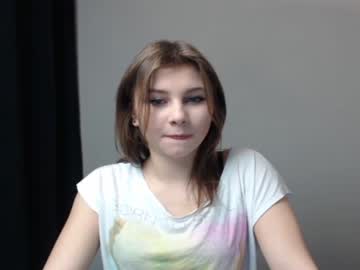 girl cam all day relax_nina image #696701