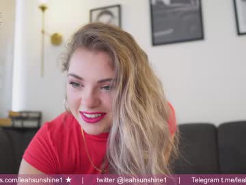 girl cam all day leahsunshine image #4111355