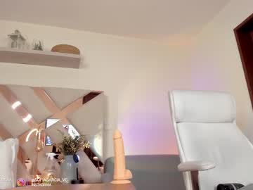 girl cam all day misschelseaa image #5414549