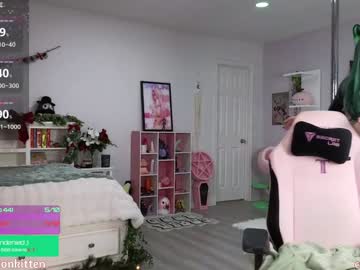 girl cam all day crimsonkitten image #8432332