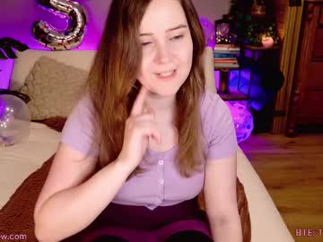 girl cam all day in_tune image #9459557