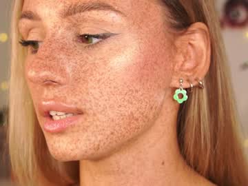 girl cam all day artease image #5578294