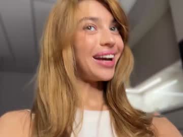 girl cam all day cuteelsa_ image #7188028