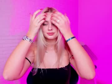 girl cam all day 8a8y_nura image #969098
