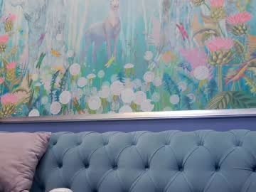 girl cam all day kriskras__ image #6565176