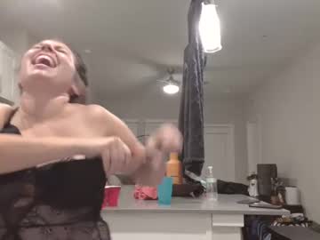 couple cam all day amanda_n_john143 image #5375398