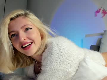girl cam all day yournaughtymiss image #2840030