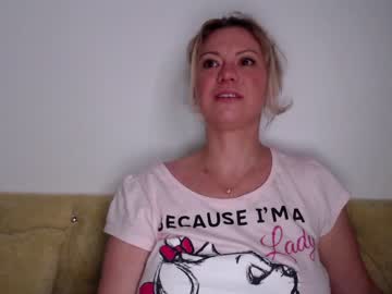 girl cam all day kiradivine image #2020359
